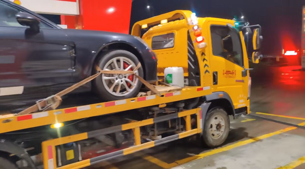 普陀行车途中遇到突发状况该如何呼叫道路救援？